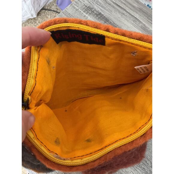 Rising Tide 100% Wool Clutch Bag Zip 8 1/4” x 6” - Picture 5 of 6